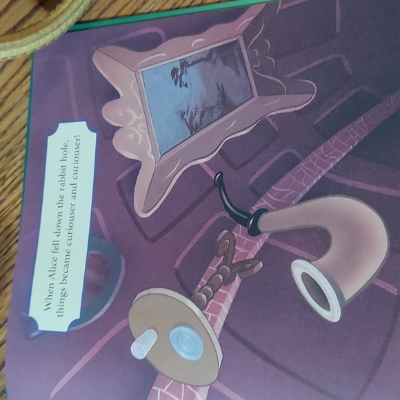 Disney Alice in Wonderland Curiouser and Curiouser - Picture 8 of 12